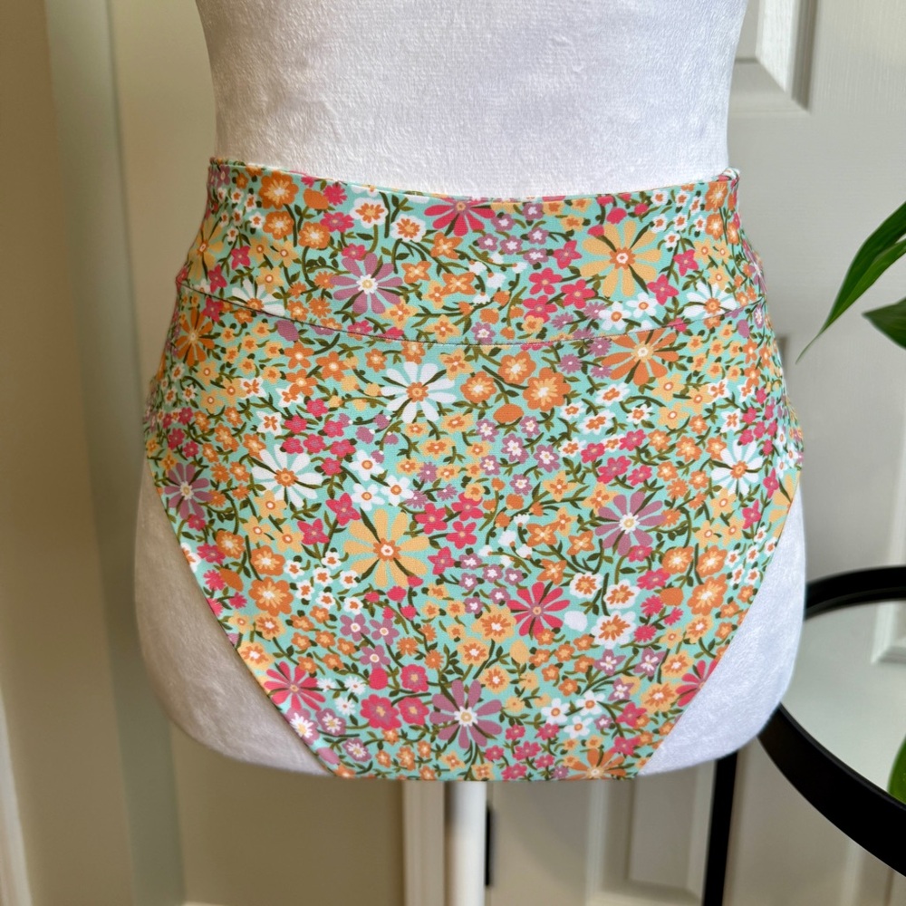 Kulani Kinis Zali Floral High Waist Bikini - Picture 13 of 16
